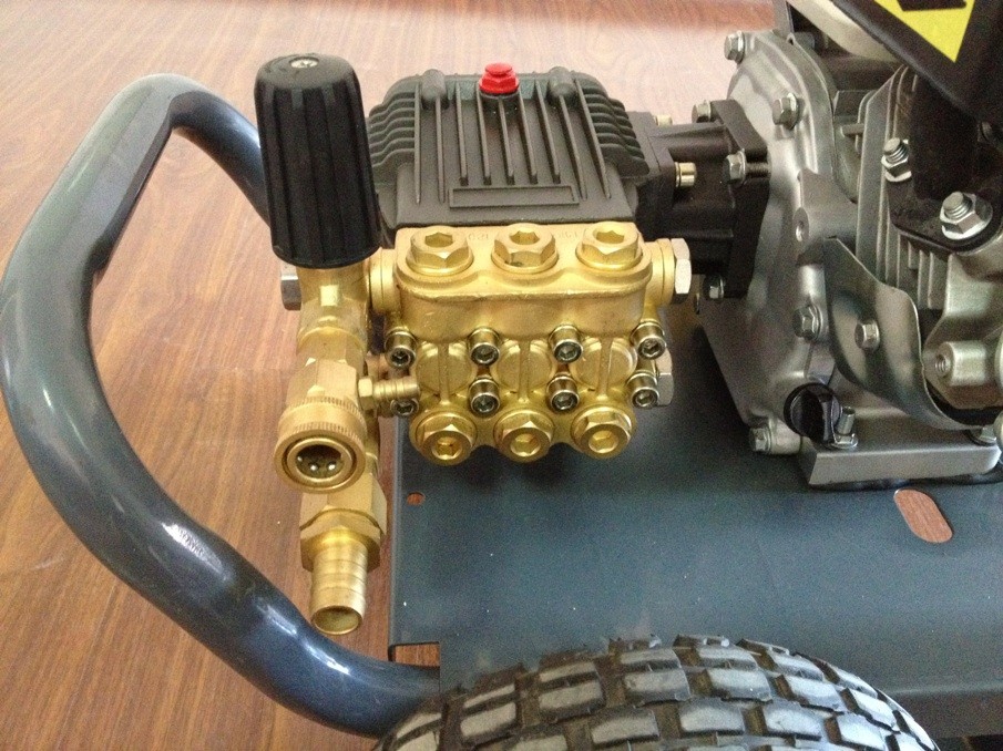 Forged Brass Water Pump Head